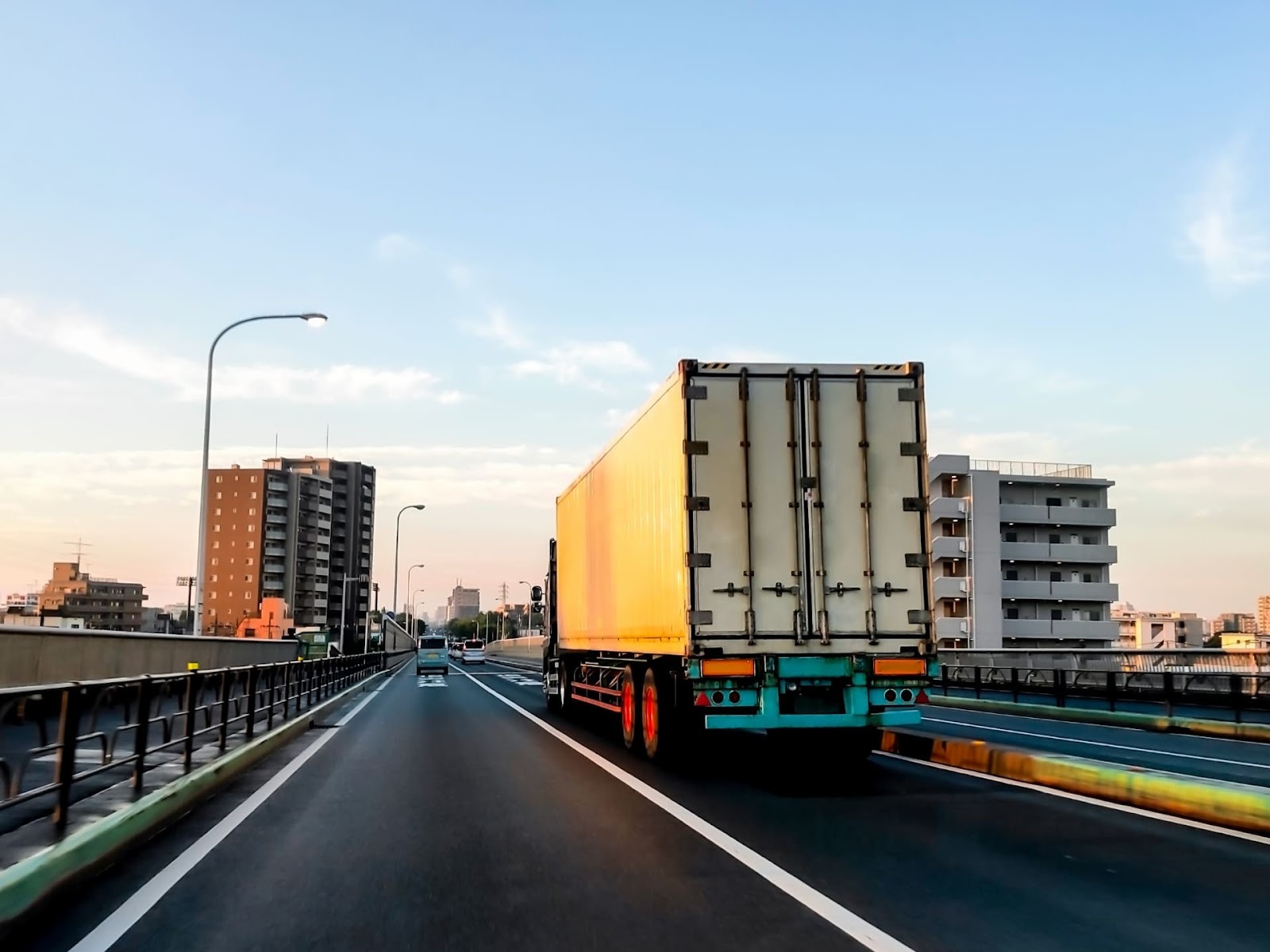 【2026年2月最新】公募中&注目の物流効率化補助金7選 比較表