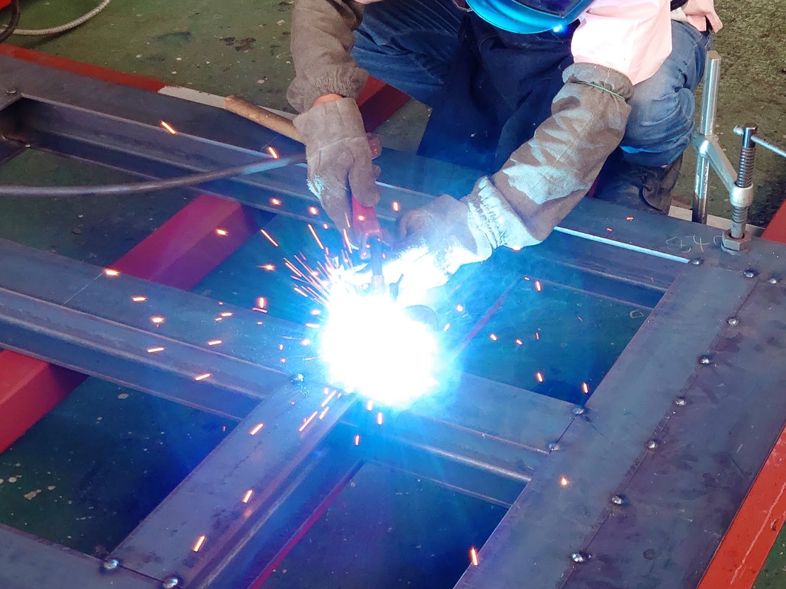 【2026年度版】金属加工業の中小企業が活用すべき補助金5選